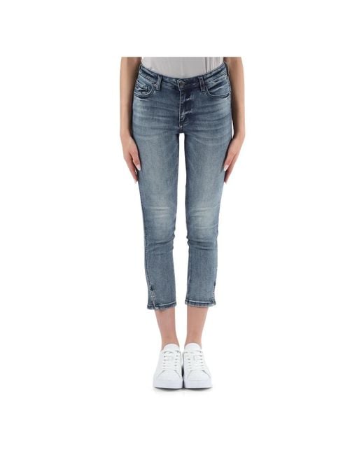 Skinny slit capri jeans di Armani Exchange in Blue