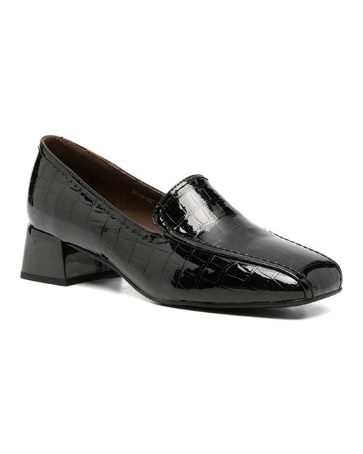 Linda Baumann Black Pumps