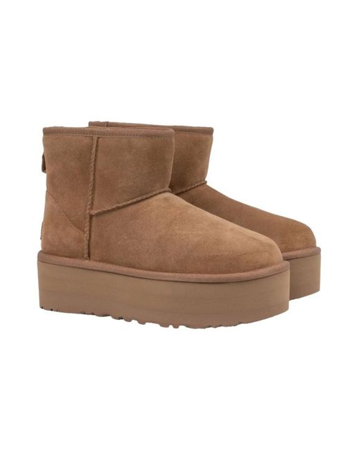 Classic mini platform stivali di Ugg in Brown