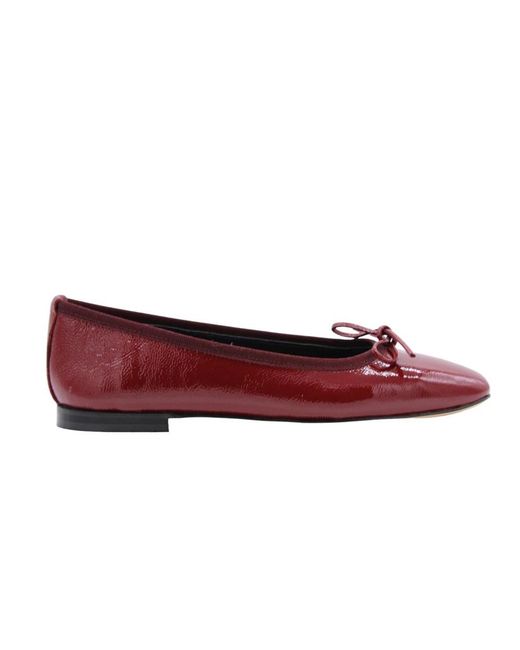 ODARE Red Benoni Ballerina