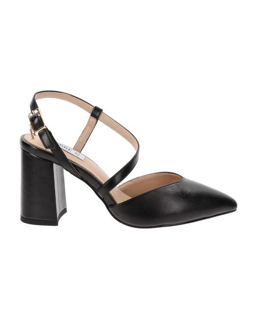 Gianfranco Ferré Black Pumps