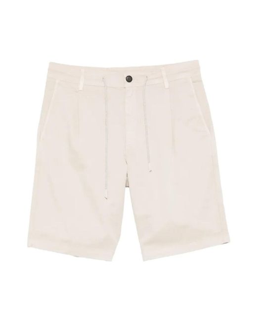 Eleventy White Casual Shorts for men