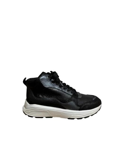 Xsensible Xsensible in het Black