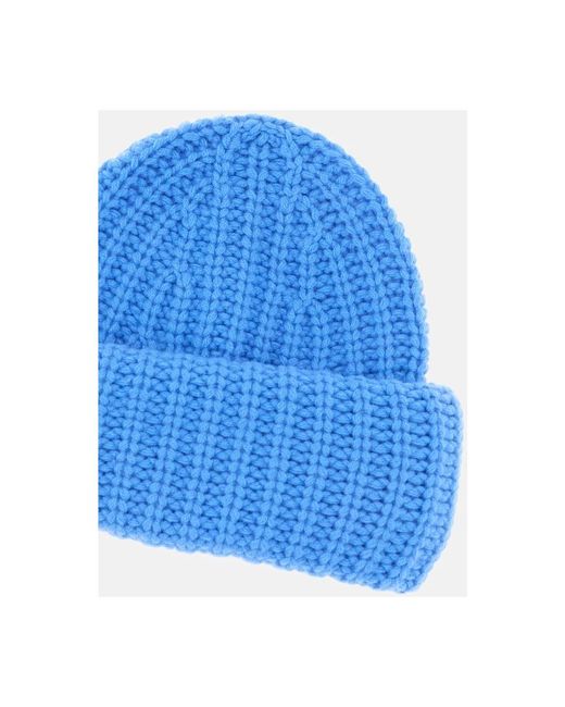 Beanies di Lisa Yang in Blue