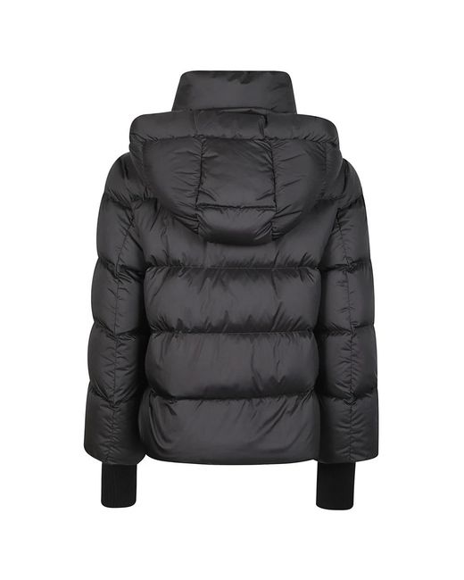 Winter Jackets Add de color Black