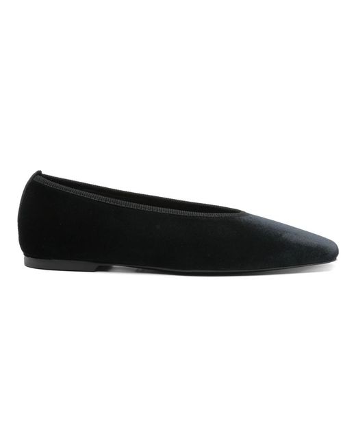 Totême Black Ballerinas