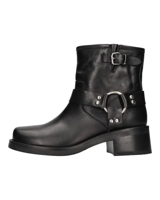 Lemarè Black Heeled Boots