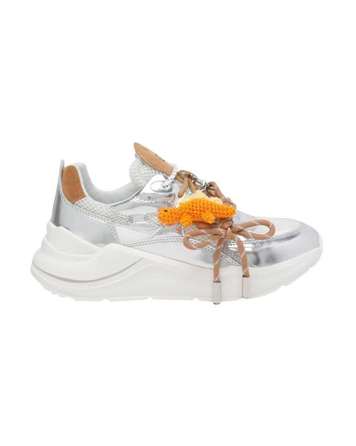 Date Metallic Fuga Sneaker