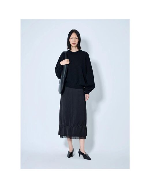 Khaite Blue Round-Neck Knitwear