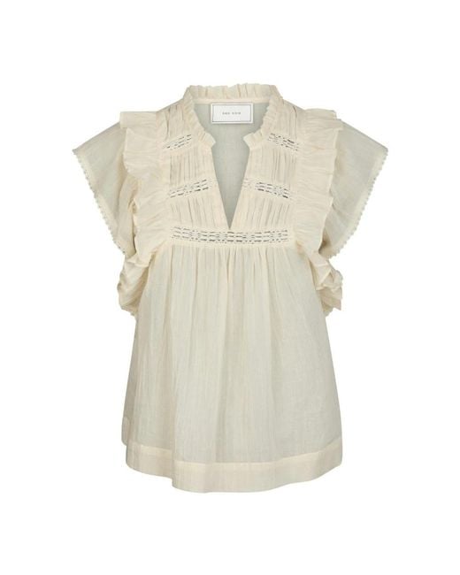 Neo Noir Natural Blouses