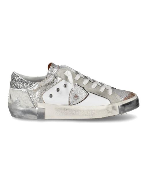 Sneaker argento brillante di Philippe Model in Gray