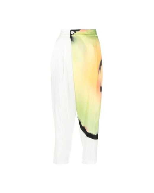 Tapered Trousers Issey Miyake de color Yellow