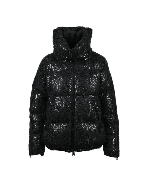 Herno Piumino in het Black