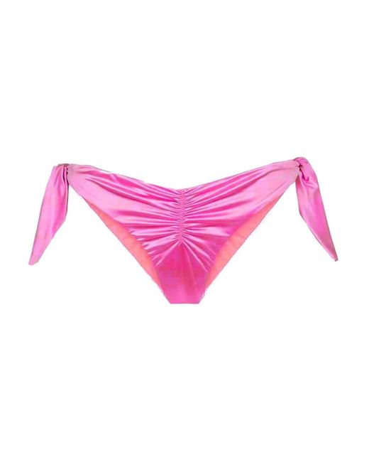 FK Bikini's in het Pink