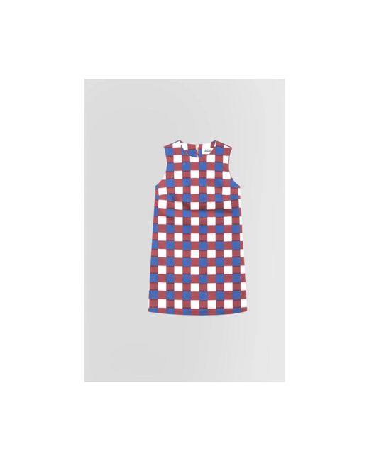 Short Dresses Alpha Studio de color Red