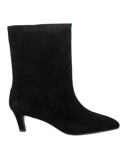 Linda Baumann Black Heeled Boots