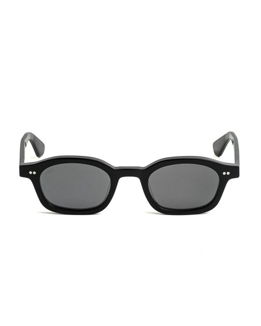 AKILA Black Sunglasses