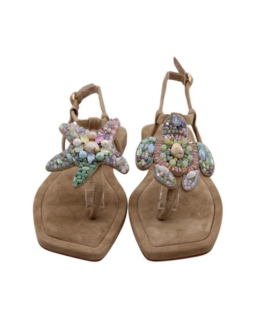 Alma En Pena. Brown Flat Sandals
