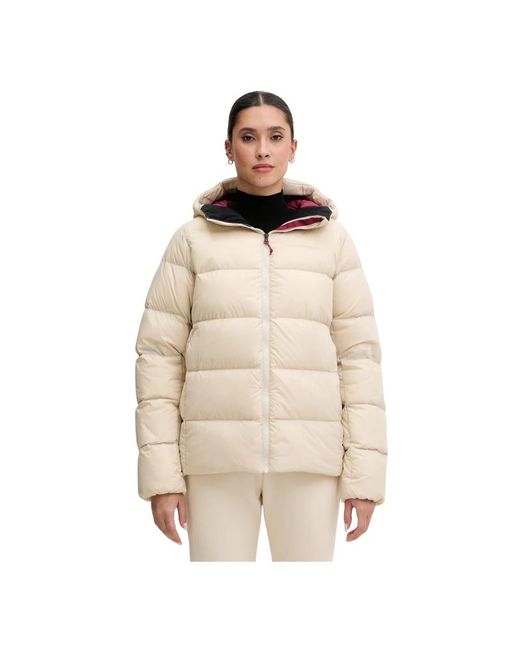 Ski Jackets Peak Performance en coloris Natural
