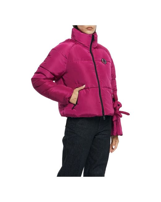 Ottod'Ame Purple Kurzer gesteppter Mantel mit Reißverschluss und Taschen