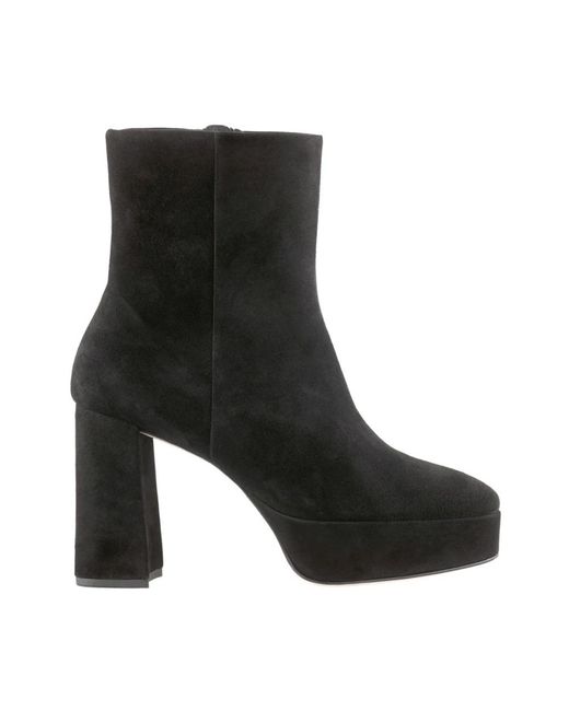 Högl Black Heeled Boots