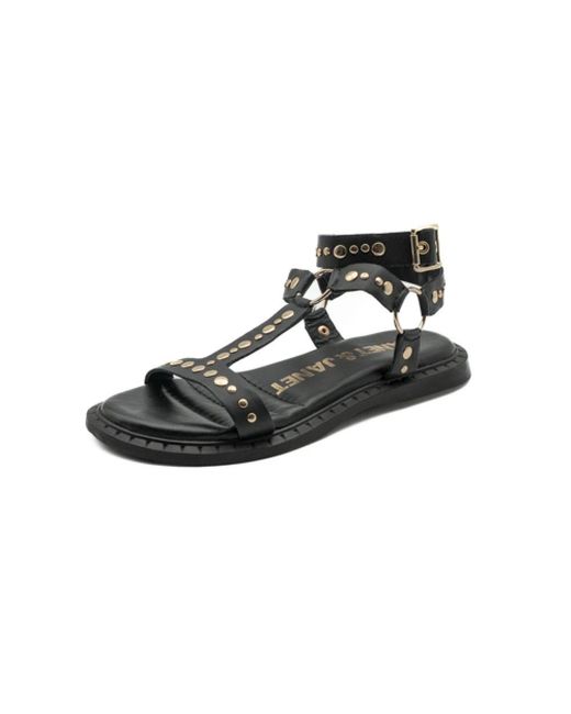 Flat Sandals di Janet & Janet in Black