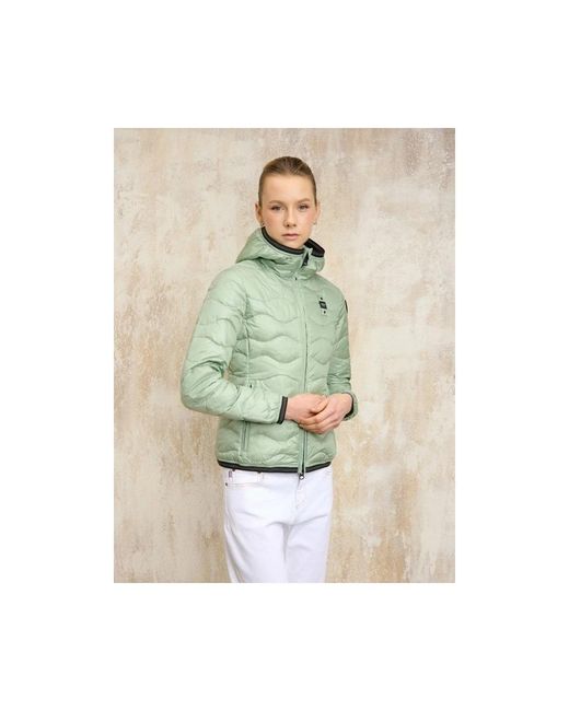 Blauer Winter Jackets in het Green
