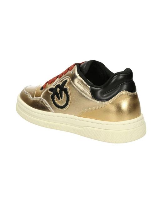 Sneakers di Pinko in Natural