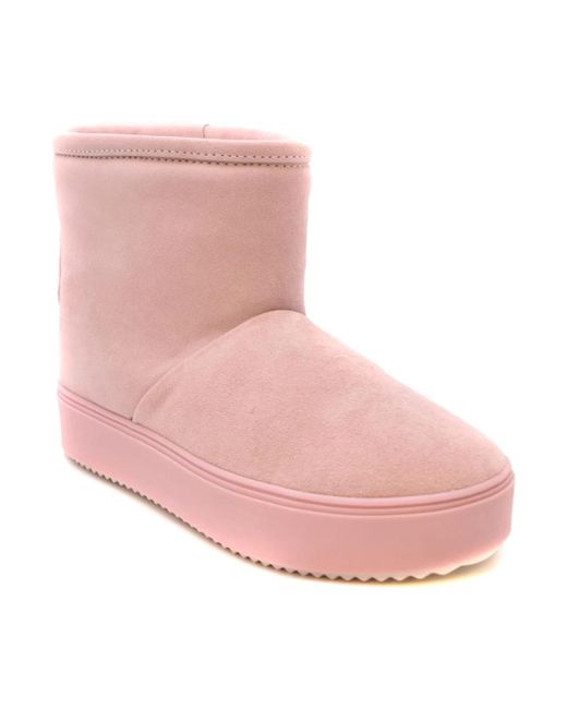 Chiara Ferragni Pink Winter Boots