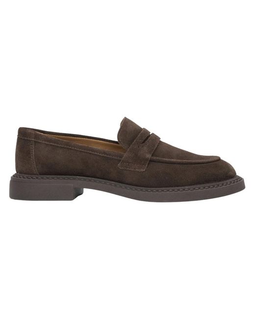 ESTRO Brown Loafers
