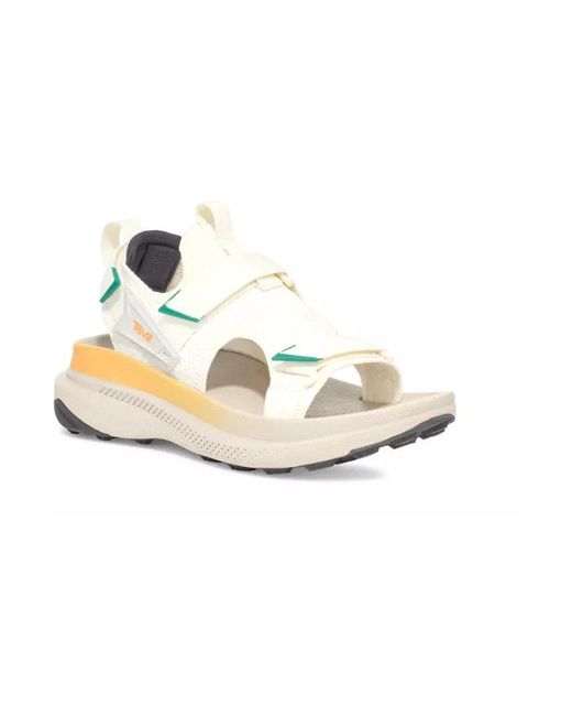 Flat Sandals di Teva in Metallic