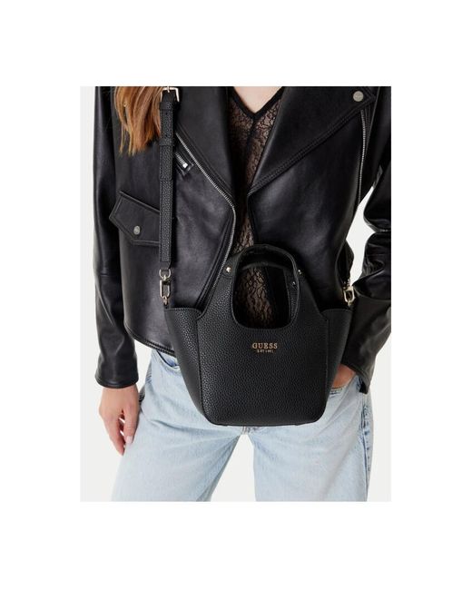 Guess Zwarte Schoudertas Met Metalen Logo in het Black