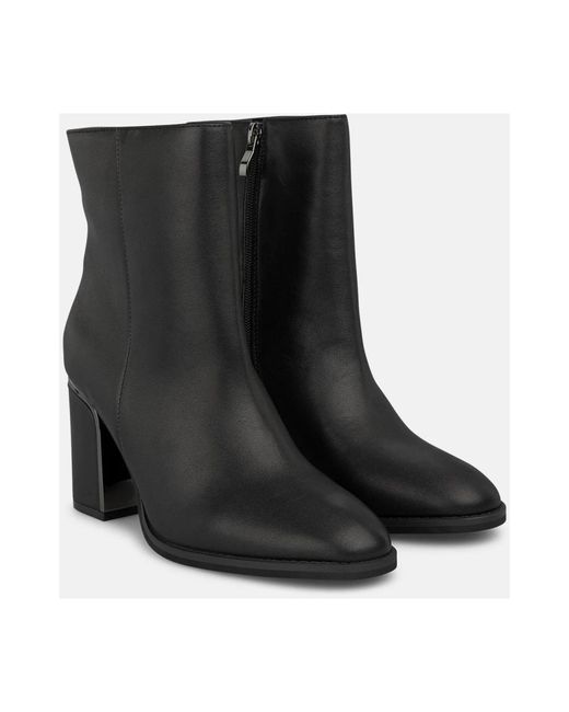 Alma En Pena. Black Heeled Boots