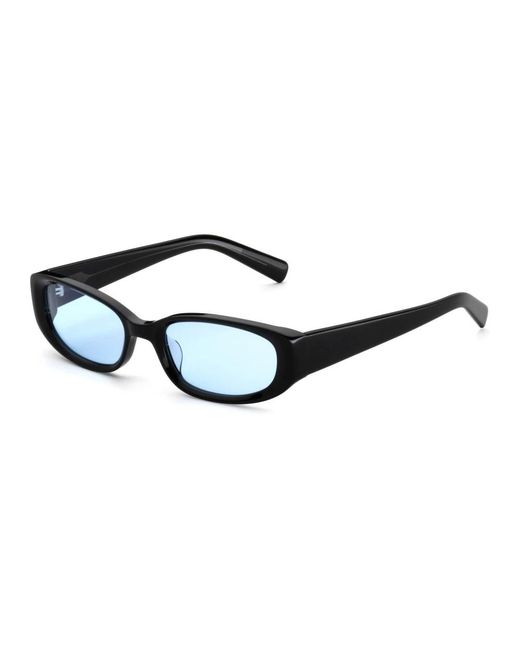 AKILA Black Sunglasses