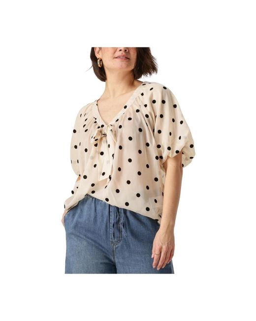 Lolly's Laundry Overhemden ,Elegante Crème Blouse Pinell in het Blue