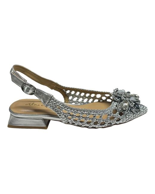 Alma En Pena. Gray Geflochtene lederballerina mit 3cm absatz
