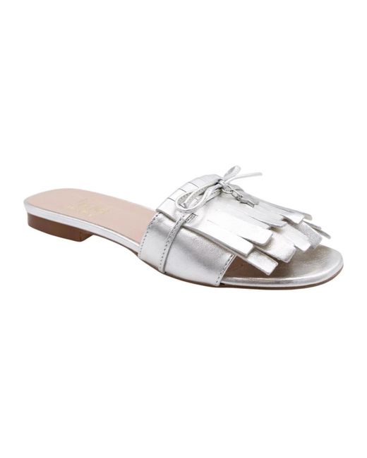E mia White Sliders