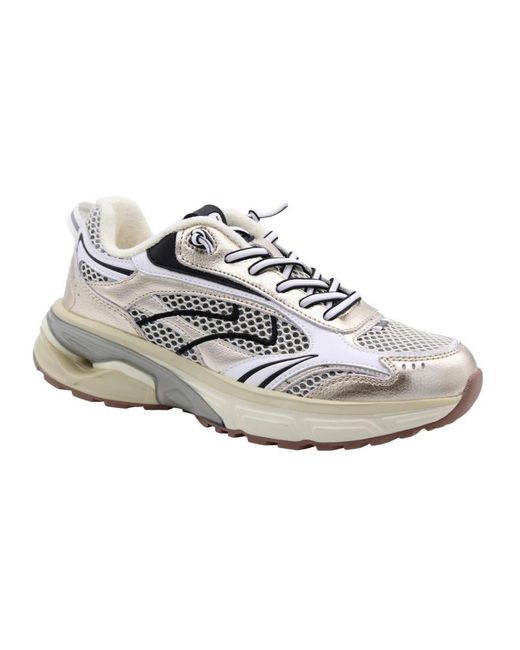 Maruti Gray Sneaker