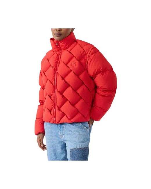 J.O.T.T Alya Parka in het Red