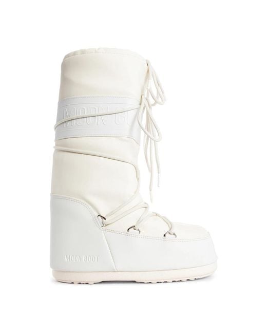 Moon Boot White Winter Boots