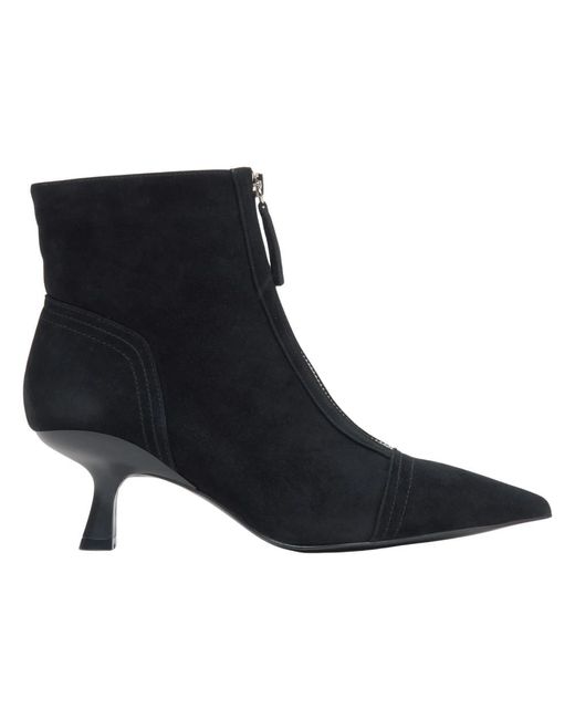 Heeled Boots di ESTRO in Black