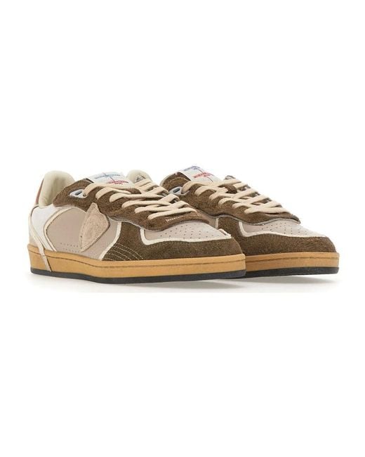 Sneakers di Philippe Model in Natural da Uomo