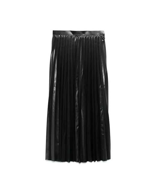 Junya Watanabe Rokken ,Zwart ,Zwarte Geplooide Rok Met Glanzende Afwerking in het Black