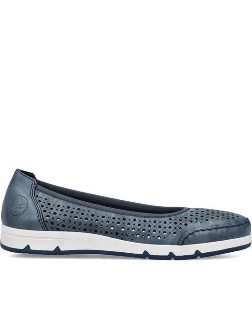Rieker Perforated Ballet Flat in het Blue