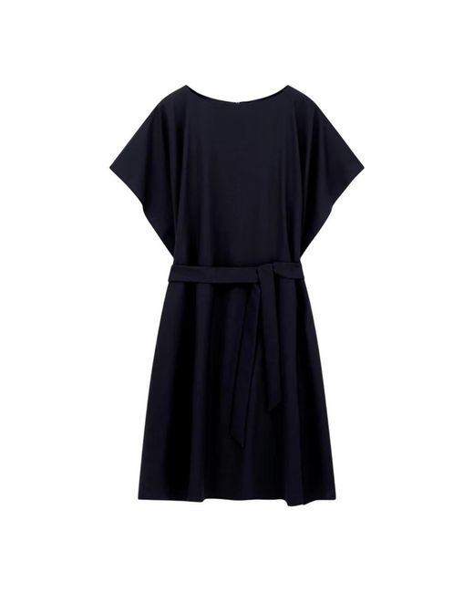 Emporio Armani Black Kleid Mit Schärpe, Gefertigt Aus Krepp-Satin