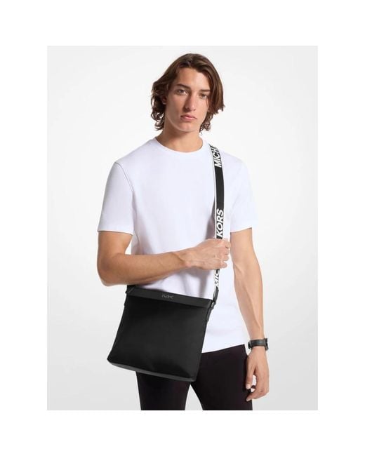 Michael Kors Schwarze taschen für einen stilvollen look in Black für Herren