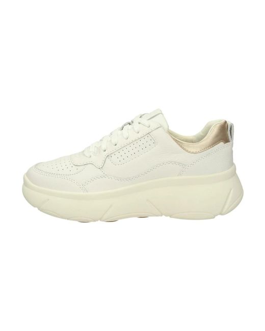Sneakers basse di Geox in White
