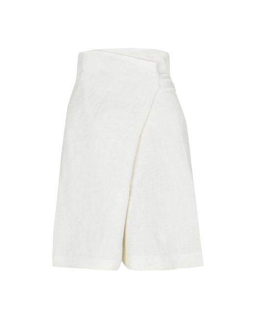 Cortana White Casual Shorts