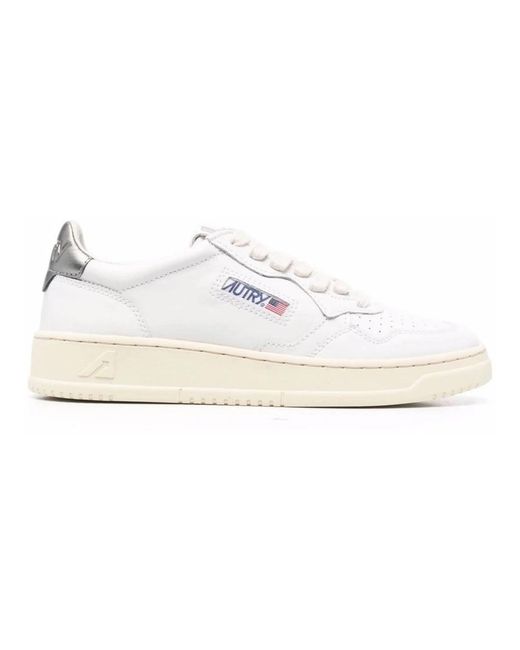 Autry White Medaillengewinner niedriger Leder -Turnschuhe