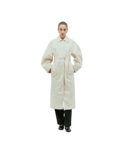 Coats Jacquemus de color White